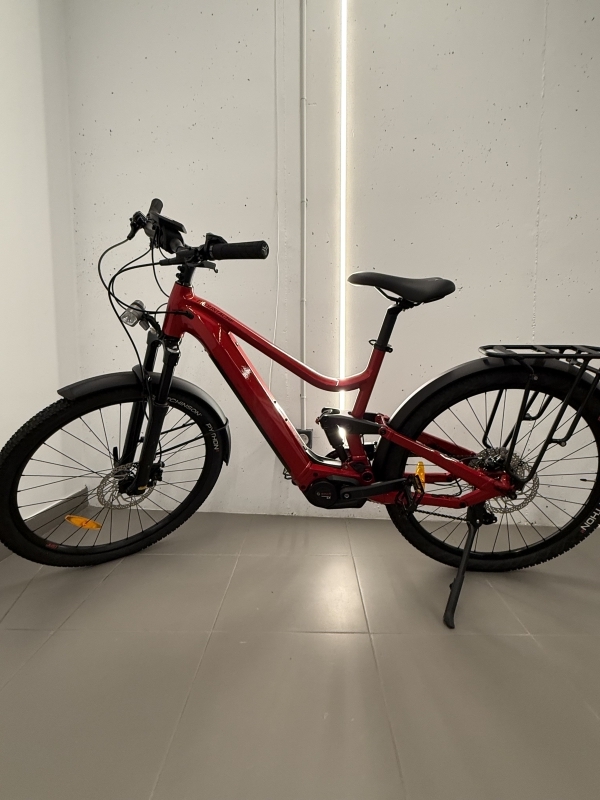 BICICLETA ELÉCTRICA MOUSTACHE SAMEDI 27 XROAD FS, EN EXCELENTE ESTADO, CASI NUEVA